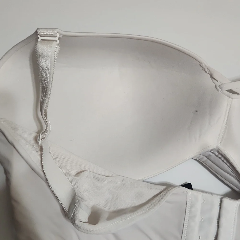 Torrid Curve Women's White Bra 360 Back Smoothing Wire Free Push Up Plunge